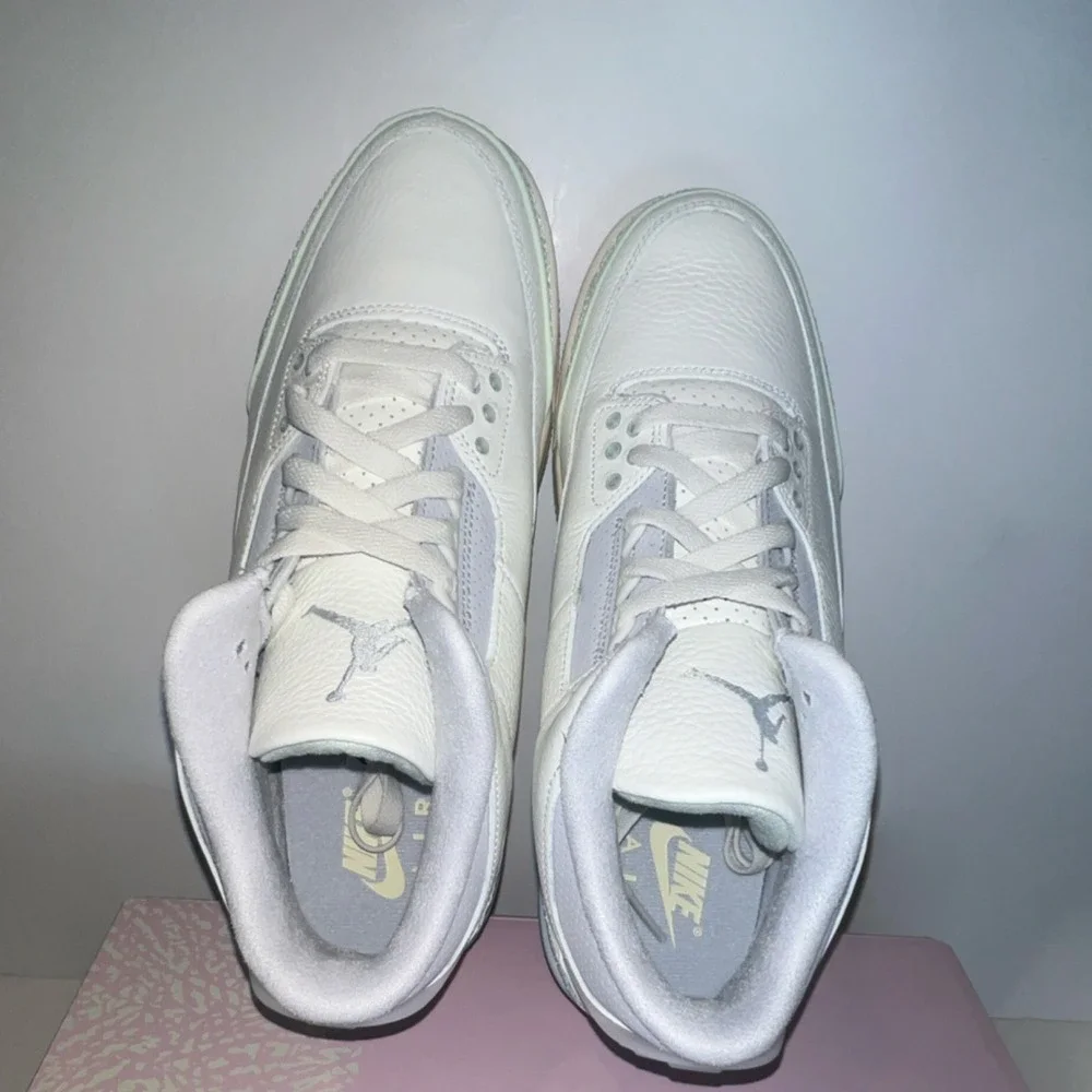 Jordan Air Low 3 Retro OG Mid Top Lace Up Sneaker White Pink Blue IF4396-100